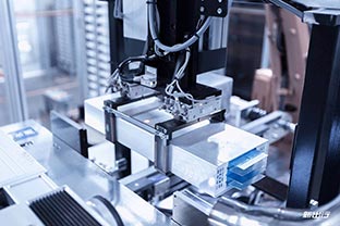 新能源汽車(chē)產(chǎn)業(yè)崛起，磁選設備電池材料除鐵助力電池行業(yè)發(fā)展